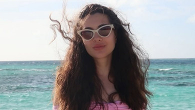 Раміна у романтичному топі та спідничці показала, якою бачить її коханий