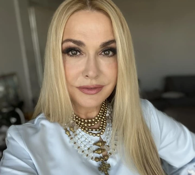 Знайдіть відмінності: Сумська у Полтаві повторила своє фото понад 40-річної давнини