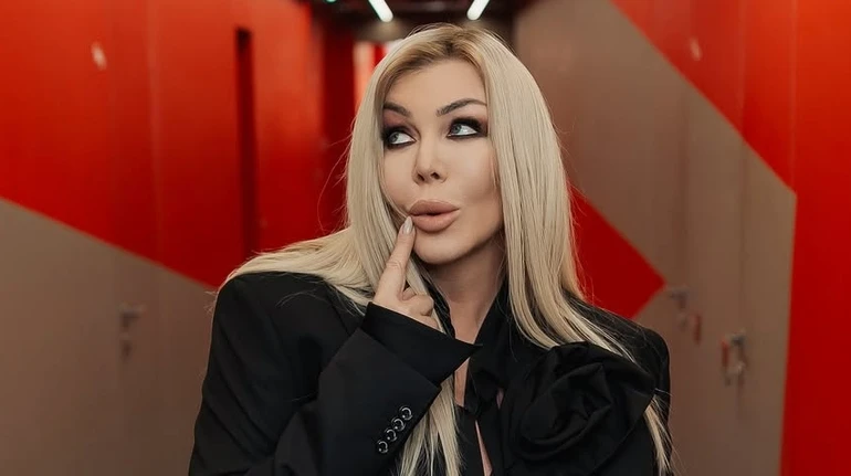 Пробив дах ресторану: Білик пригадала подробиці епічної сварки з Коляденком, котрий викинув диван із 13 поверху