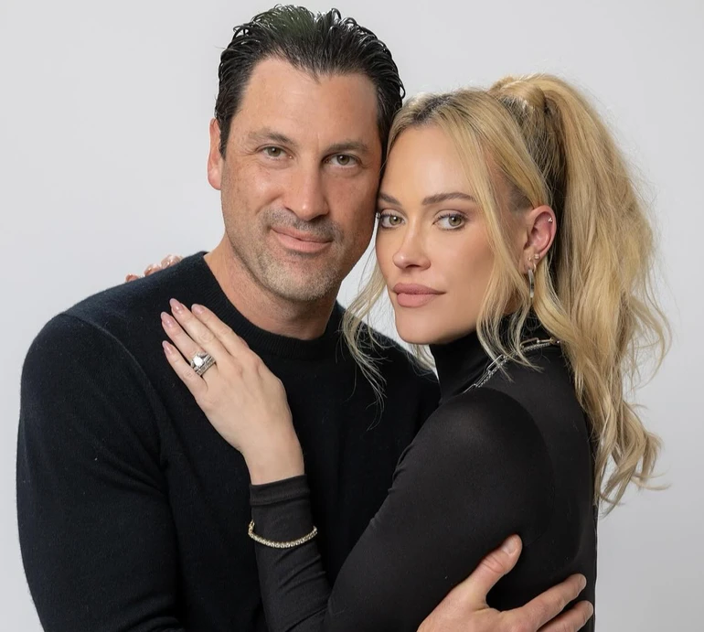 Макс Чмерковський із дружиною оголосили стать майбутньої дитини милим відео