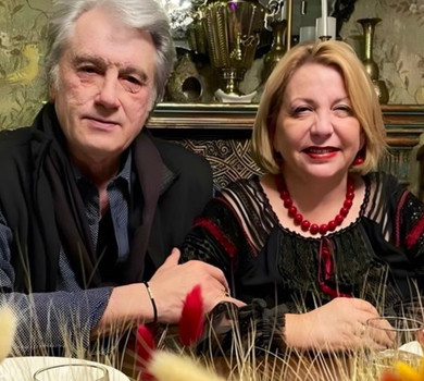 Честь - бути твоїм чоловіком: Ющенко щемким постом привітав дружину з 64-річчям