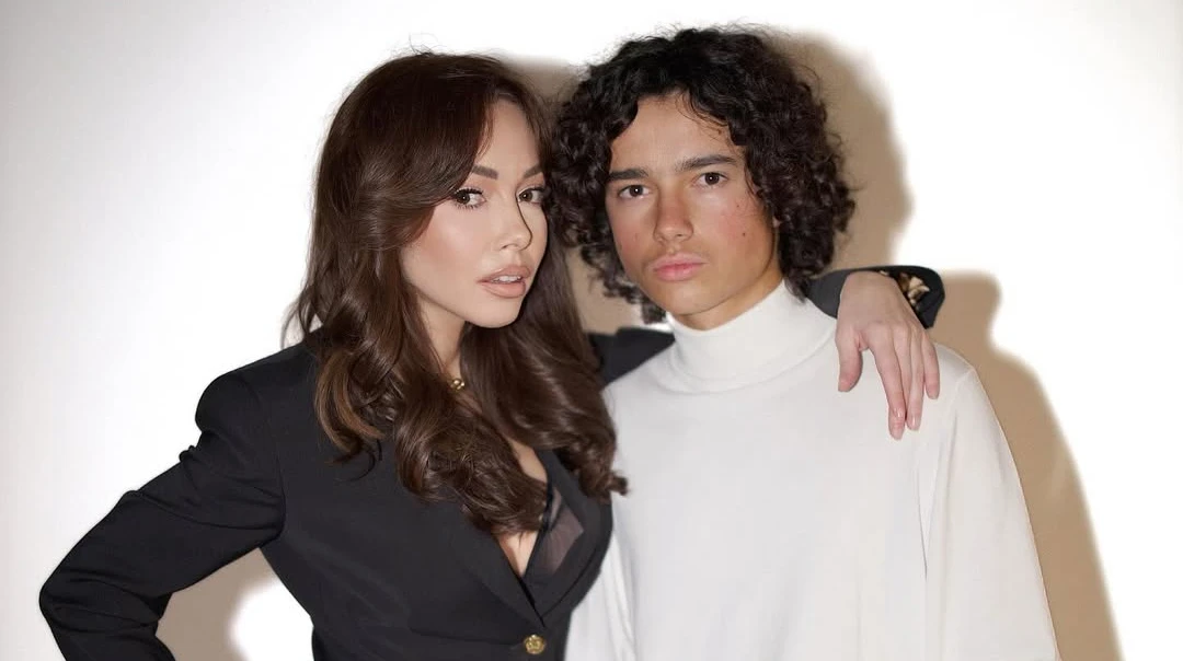 Мій ковток повітря: Кухар привітала сина з 17-річчям та попозувала з ним на стильних фото