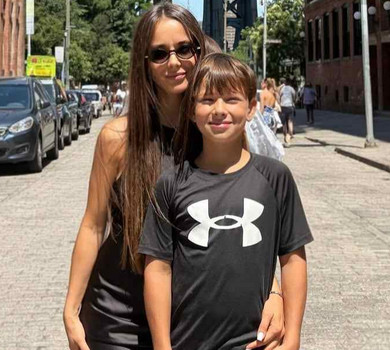 Грав на уроці в казино: Мішина насмішила шкільними успіхами 13-річного сина