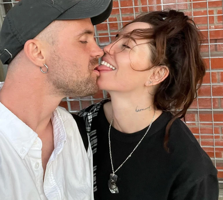 Кацурін за сніданком показав спорт Дорофєєвої, а його колишня з дітьми помилувалася куховарінням Дантеса