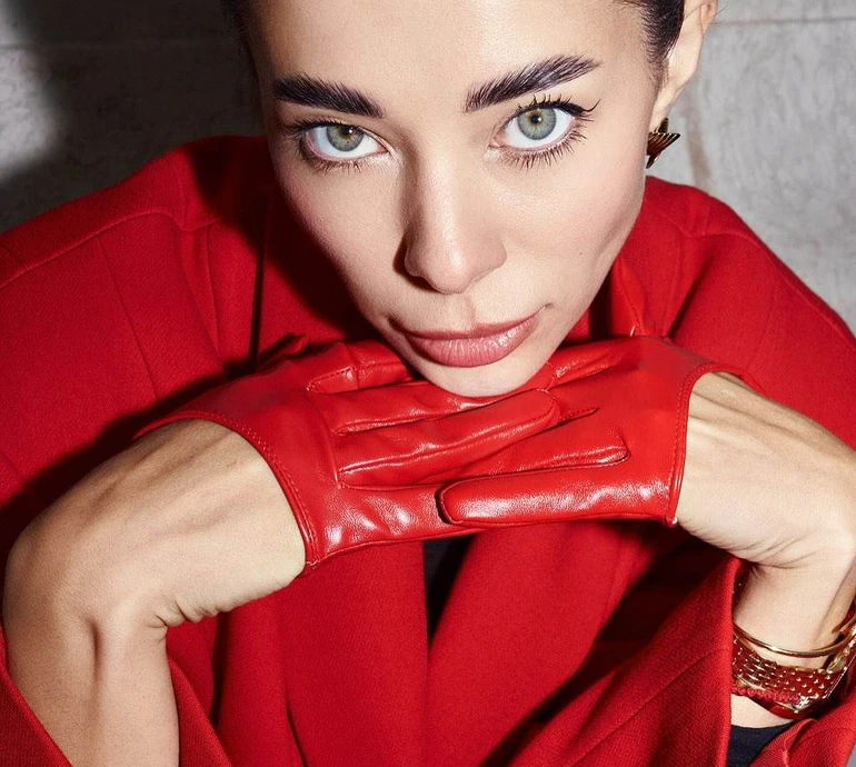 Неплях розказала про інтимні стосунки з жінками та хто з зірок є її нереалізованою сексфантазією