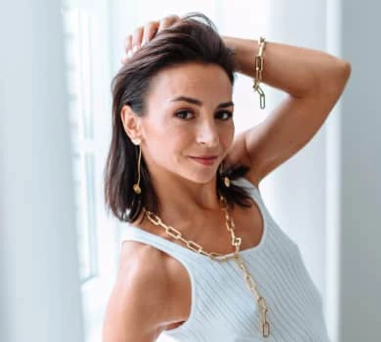 Гвоздьова про хейт через чоловіка не на фронті та закордонний відпочинок: Слова на часі - не на часі вже не на часі