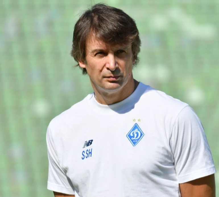 Люблю...: Шовковський романтично заселфився з коханою