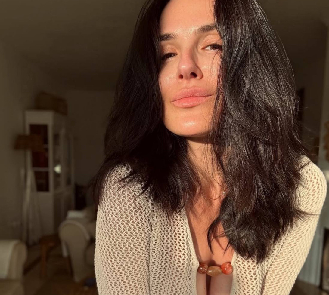 Перші дні відпустки ще миєш голову: Єфросиніна без мейку та у пляжних луках показала, як провела час із сином в Іспанії