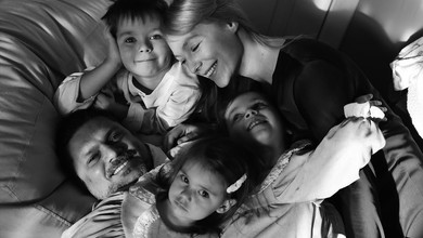 Тарабарова замилувала кумедними фото з чоловіком і дітьми та зізналась, як повертається в форму