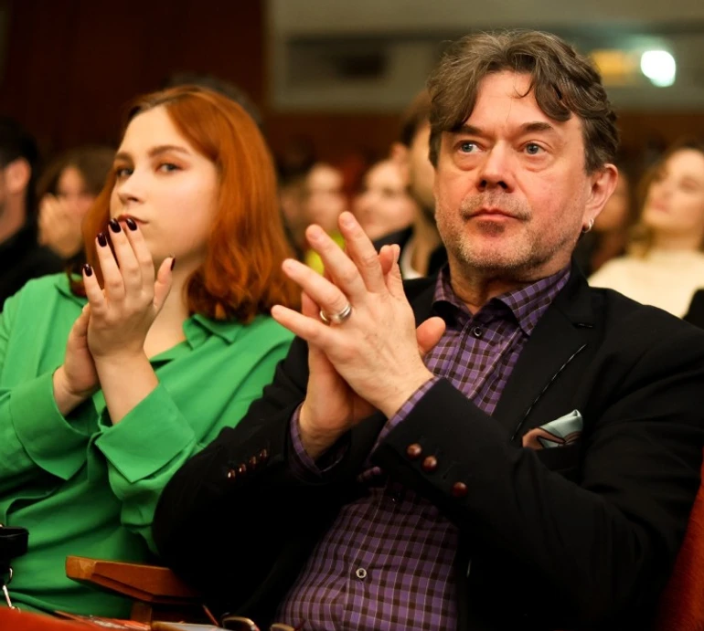 Нас об'єднав театр: Остап Ступка підтвердив свої стосунки з 22-річною пасією