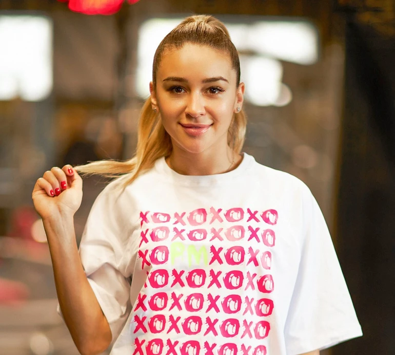 Кожен рік засмучуюсь: Терлюга зустріла свої 23 навпаки і подякувала за яскраве життя