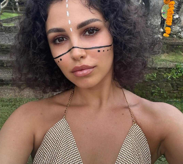 Балі в саме серце: колишня Богдана та 11-го Холостяка похизувалася формами в купальнику