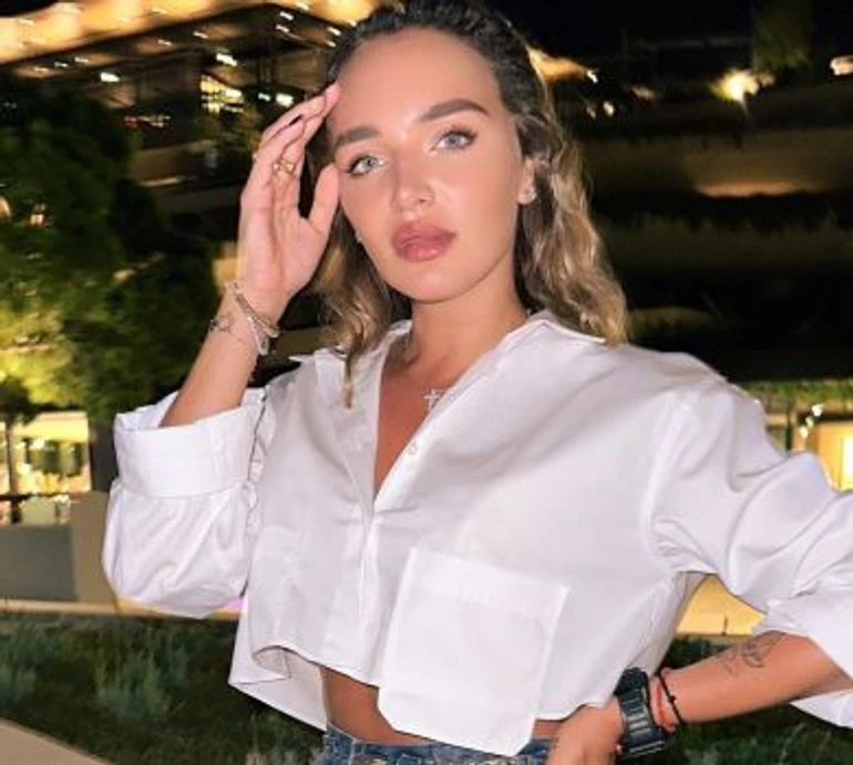 Добкіна у Хорватії помилувалася собою після відмови від алкоголю. ФОТО