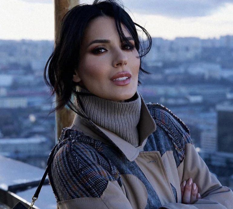 Не хоче публічності: Єфросиніна згадала випадок, після якого її 20-річна донька не захотіла бути впізнаваною