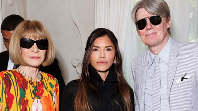 Без фірмового декольте та міні: дружина Безоса здивувала стриманістю на модному показі в Парижі