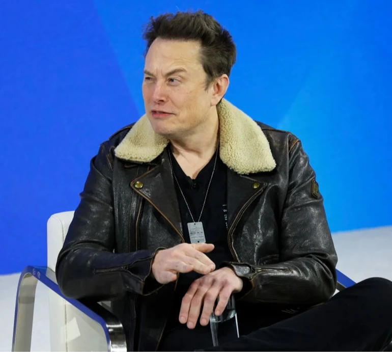 Втратив сина: Маск засудив трансгендерний перехід дочки, а та публічно назвала його брехуном