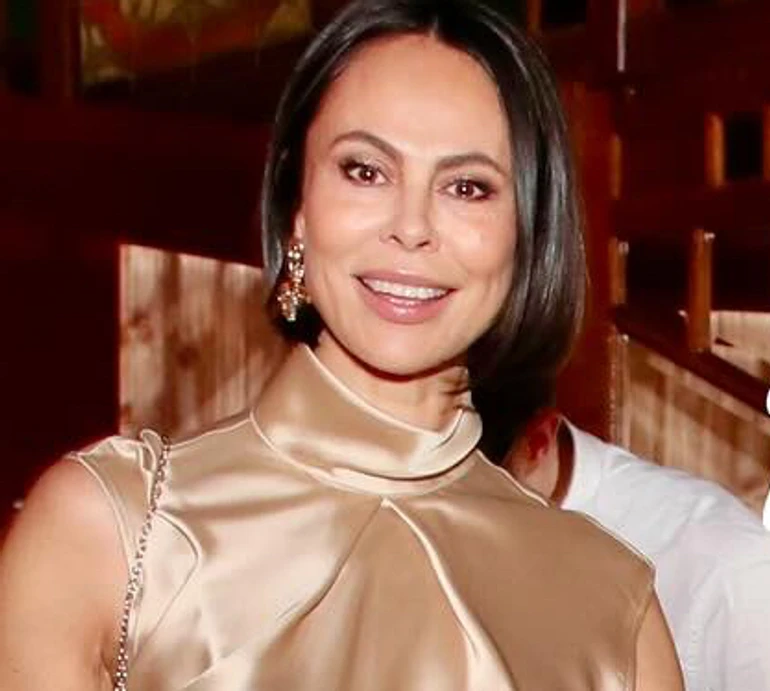 Ексдружина Кличка вперше за довгий час показалася з трьома дітьми. Фото