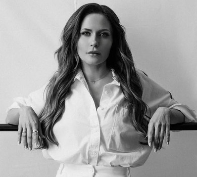 Кохаю тебе: Денисенко фактично підтвердила стосунки з манекенником, з яким їй закидали роман до розлучення