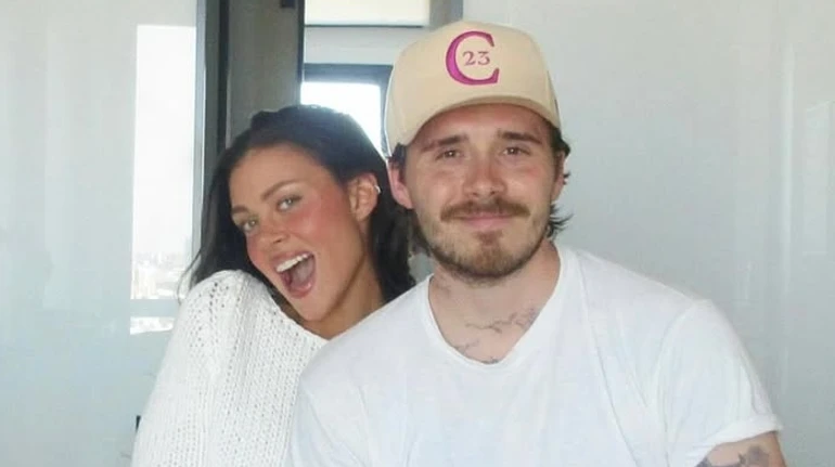 Мій найкращий друг: Бруклін Бекхем щемко привітав дружину з лляним весіллям