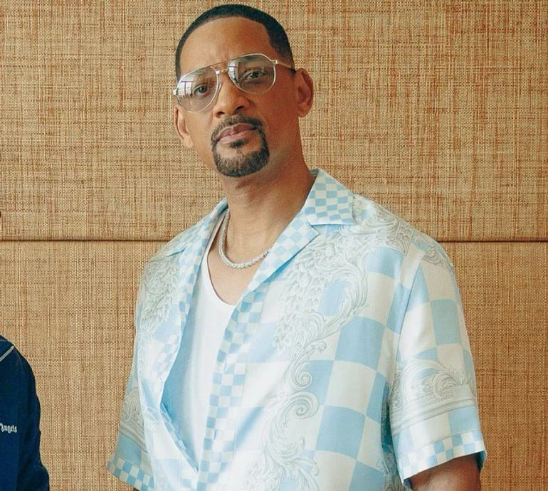 Вілл Сміт вперше після заяви дружини про розлучення з'явився з нею та дітьми на парадному хіднику