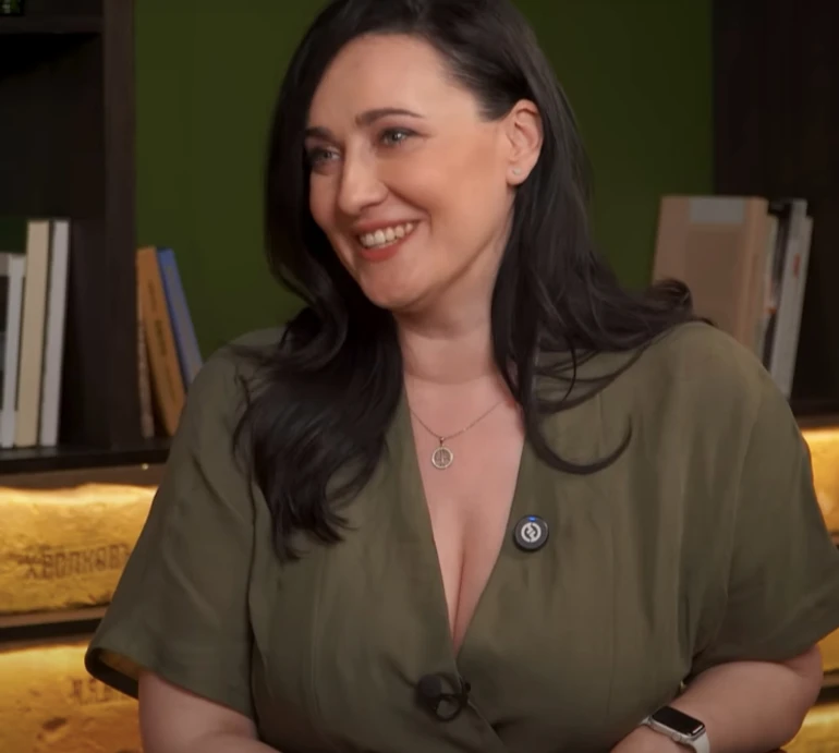 Хто ще заслужив?: Вітвіцька відповіла на хейт нареченого через відпочинок в Буковелі та зізналася, чи був він одружений на початку їхнього роману