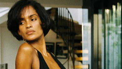 Кохана Касселя топлес і з цигаркою наробила кінематографічних фото