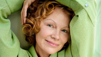 Кучерява Памела Андерсон знялася для глянцю і розкрила правду про роман із Ліамом Нісоном