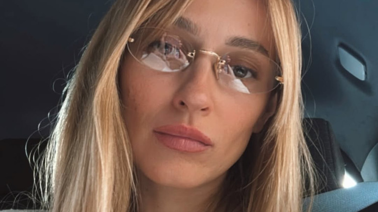 Просто випав зуб: Tayanna шокувала несподіваним наслідком стресу