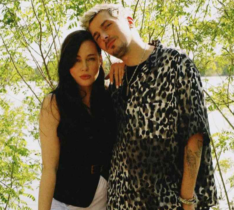 Все кльово: POSITIFF про розподіл побутових обов'язків із Сахневич та чи має від неї заначку