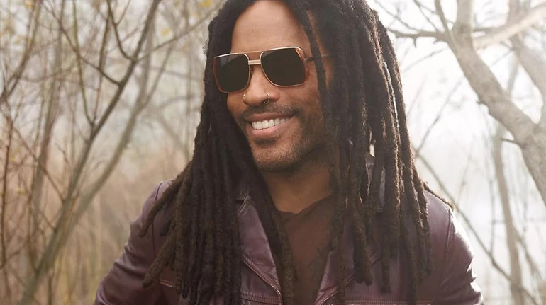 Огидне видовище: Ленні Кравіца підловили за спілкуванням із росіянами на вечірці у Парижі. Відео