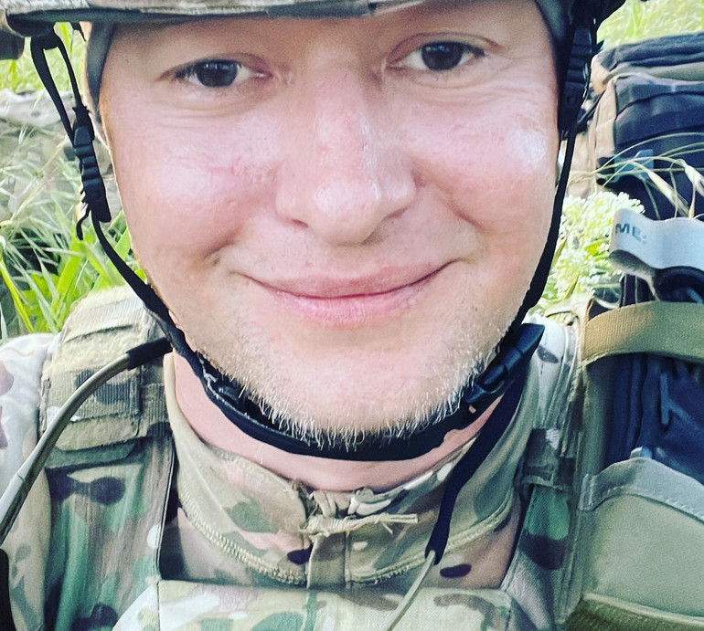 Гуляти з вами честь: Хливнюк похвалився відзнакою від СБУ