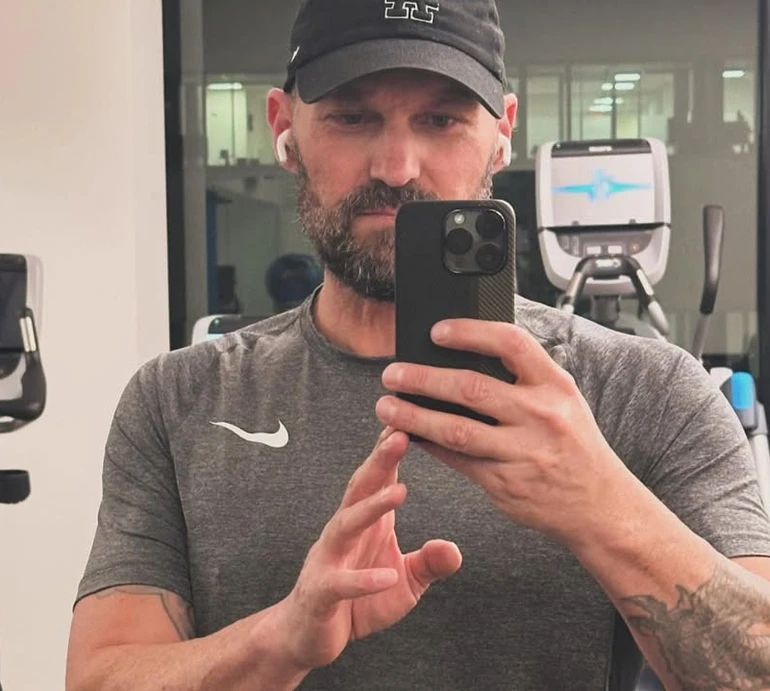 Наречена Браяна Остіна Гріна показала усіх його синів від Меган Фокс на спільному фото