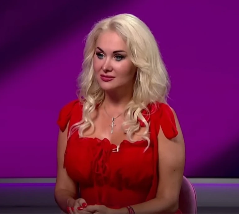 Ми не можемо змусити любити чужих дітей: Бужинська про те, чому старша донька з 12 років живе окремо від решти сім'ї