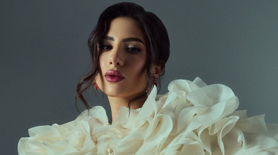 Колишній Раміни зацілував SKYLERR на тлі засніженого краєвиду. Фото