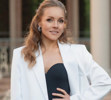 Цього вже достатньо: Шоптенко з нагоди 38-річчя попозувала в міні та розказала, що змінилося у відчуттях