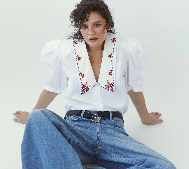 Картата, біла чи з етнічними мотивами: трендові сорочки на літо 2024. Фото