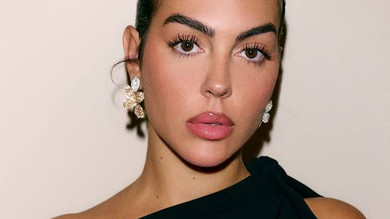 Наречена Роналду в тугих шортиках показала запальну сальсу з тренером-італійцем