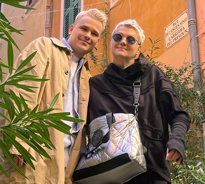 Режисер Євробачення Нєнов побачився з мамою вперше за 2,5 роки. ФОТО