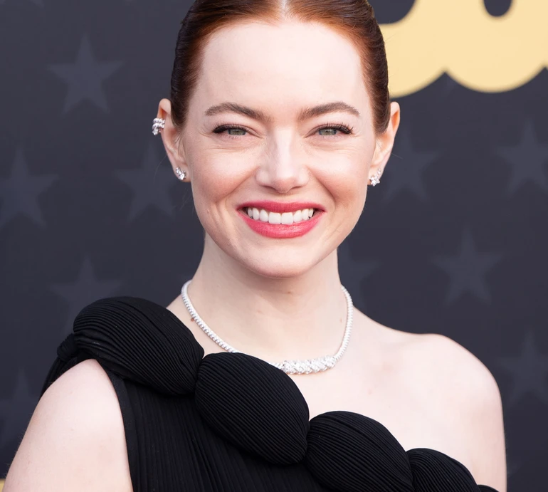 Панічні атаки, кохання з Раяном Гослінгом та імітація сексу зі страхом смерті: цікаві факти з життя Емми Стоун