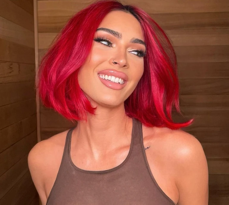 Схожа на українську надувну ляльку: Меган Фокс збурила мережу невдалим жартом, а потім виправданням