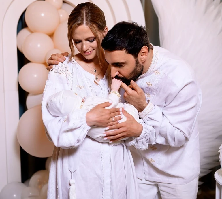 Один із найщасливіших днів у моєму житті: Козловський замилував фото з хрещення сина