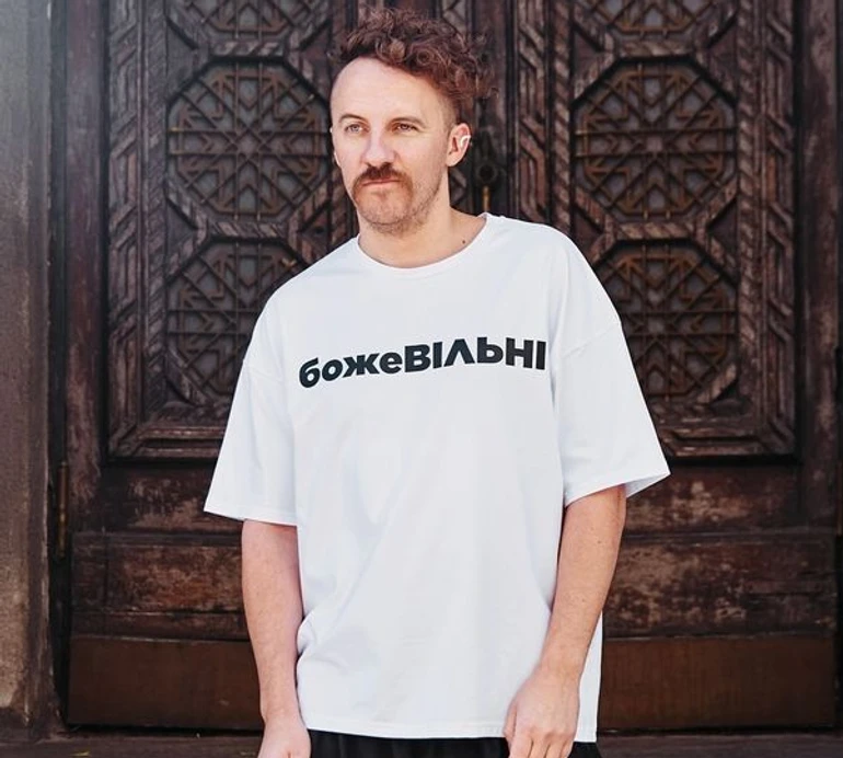 Вкрав би її і годував: Клопотенко зізнався, що має соціально недопустиму мрію про дівчину у клітці