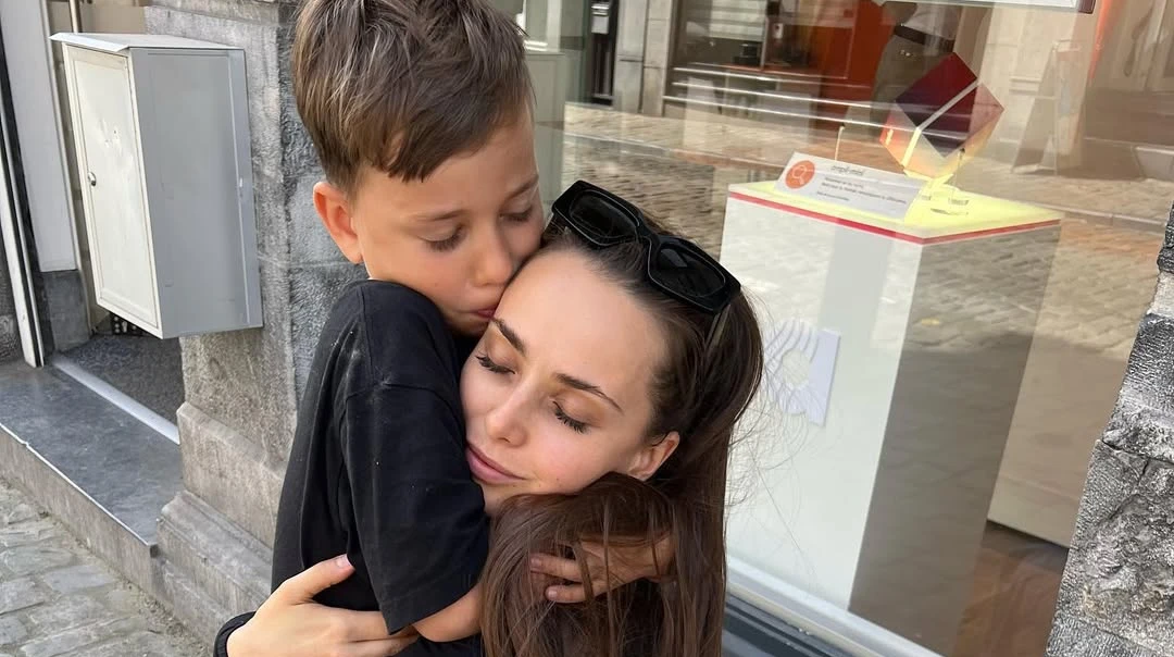 Бажаю тобі не бажати дорослішати: Мішина щемливими словами привітала сина з 14-річчям