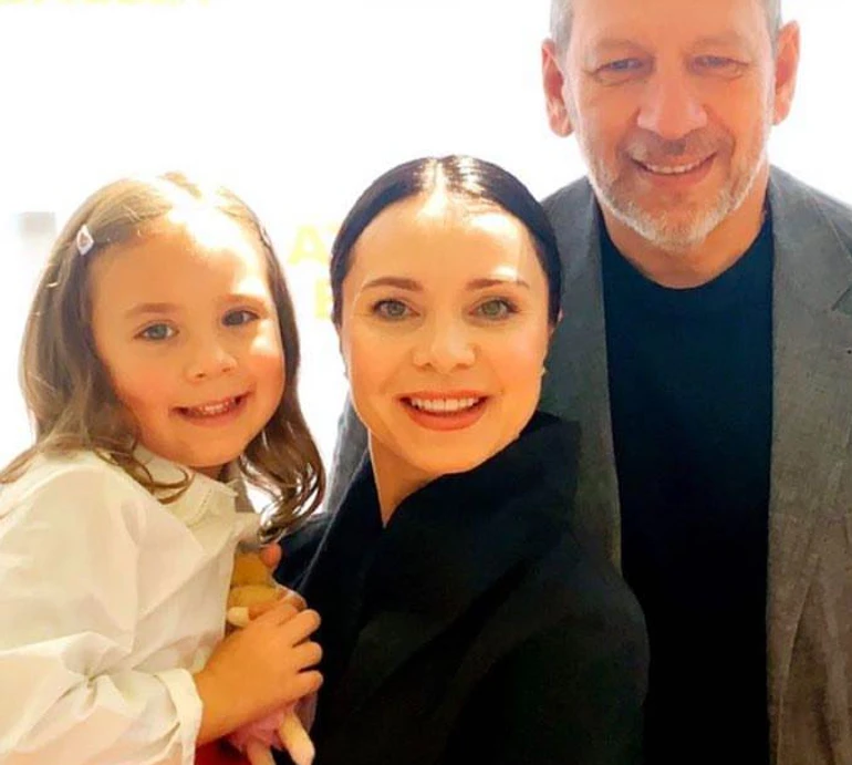 Безумовна любов: Подкопаєва з нагоди 4-річчя доньки поділилася рідкісними фото з нею