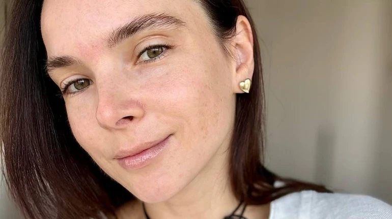 Виросла, навчилася плавати і не лише: Мірошниченко потішила успіхами 10-річної прийомної доньки