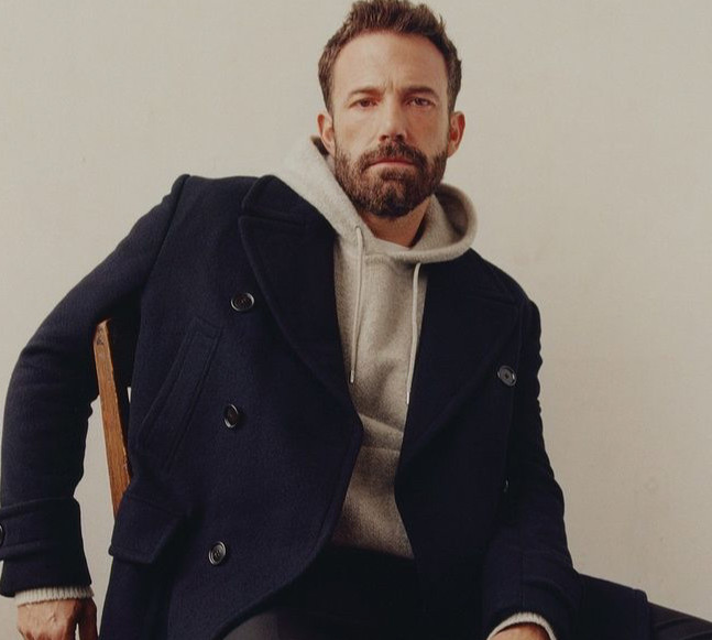 Знову без Лопес: сумного Аффлека зазнімкували на випускному 18-річної дочки. Фото