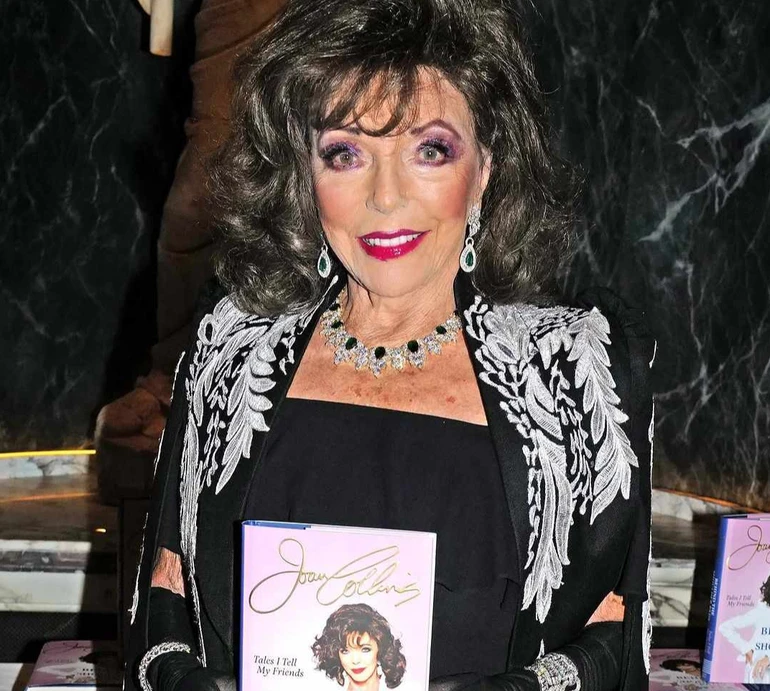 Тричі на тиждень у мене тренер по Zoom: 90-річна Коллінз заявила, що не бачить причини розсипатися й похвалилася своїм п'ятим чоловіком