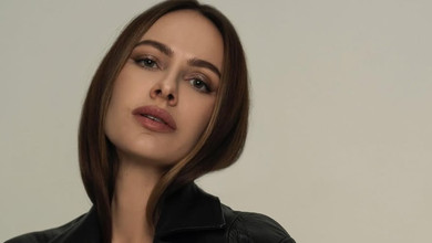 Горняк у ефектному осінньому луці посвітила стрункими ногами і пожартувала про колишнього