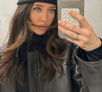 Дорофєєва у купальнику показалася на відпочинку з Кацуріним і його дітьми. Фото