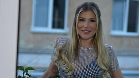 Омаргалієва у полум'яному бікіні показала розваги з сином на сейшельському пляжі. Фото